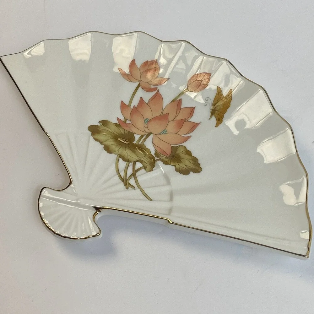 Beautiful Vintage‎ Japanese Porcelain Fan Shaped Tidbit Serving Plate Butterfly